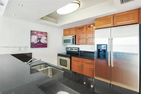 7601 E Treasure Drive North Bay Village FL 33141