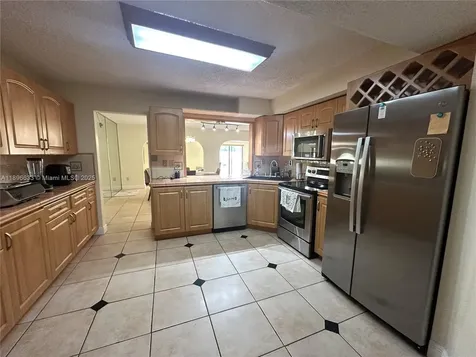 3730 NW Alcantara Avenue Doral FL 33178