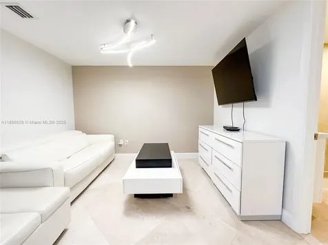 1850 S Ocean Drive Hallandale Beach FL 33009