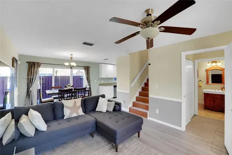 2888 NW 99th Terrace Sunrise FL 33322