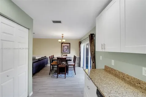 2888 NW 99th Terrace Sunrise FL 33322
