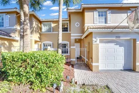2888 NW 99th Terrace Sunrise FL 33322