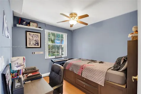 2888 NW 99th Terrace Sunrise FL 33322