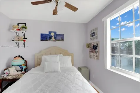 2888 NW 99th Terrace Sunrise FL 33322