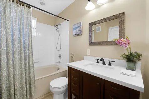 2888 NW 99th Terrace Sunrise FL 33322