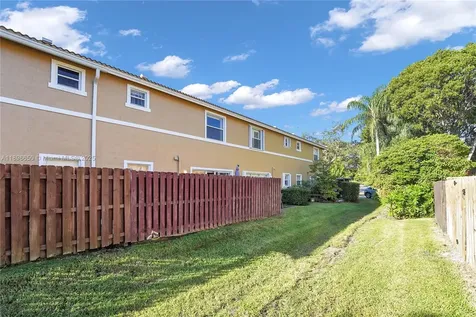 2888 NW 99th Terrace Sunrise FL 33322
