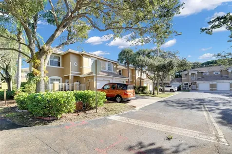 2888 NW 99th Terrace Sunrise FL 33322