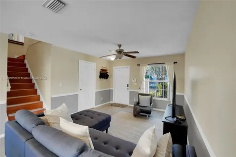 2888 NW 99th Terrace Sunrise FL 33322