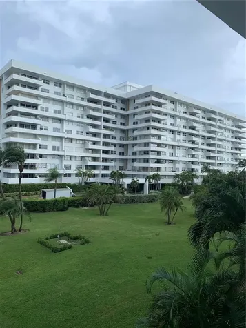 177 Ocean Lane Drive Key Biscayne FL 33149