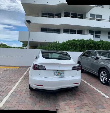 177 Ocean Lane Drive Key Biscayne FL 33149