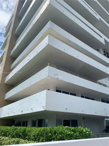 177 Ocean Lane Drive Key Biscayne FL 33149