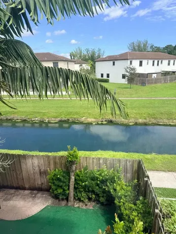 12715 SW 230th Terrace Miami FL 33170