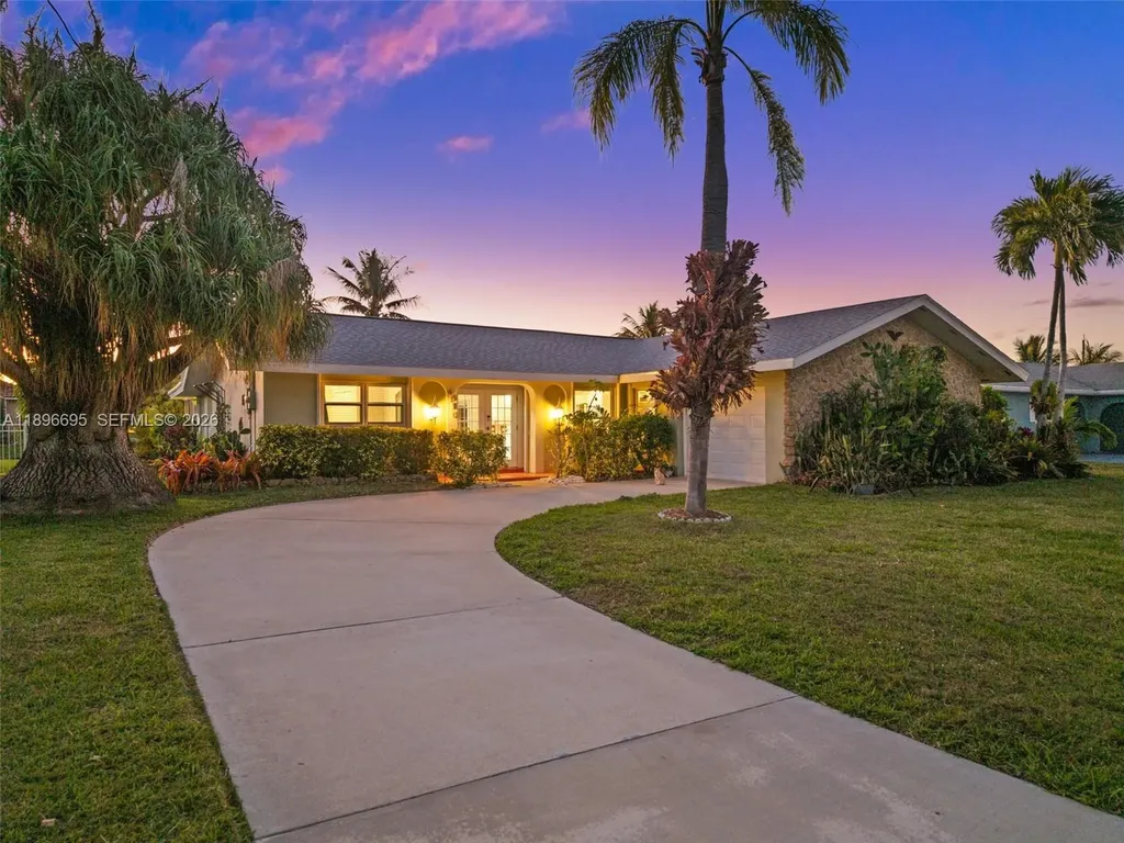 4910 Sorrento Court Cape Coral FL 33904