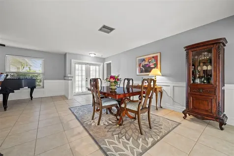 4910 Sorrento Court Cape Coral FL 33904