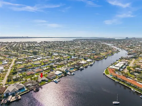 4910 Sorrento Court Cape Coral FL 33904