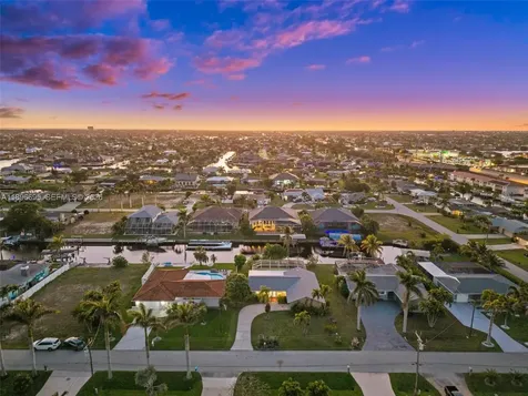 4910 Sorrento Court Cape Coral FL 33904