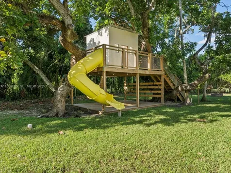 8501 SW 68th Street Road Miami FL 33143