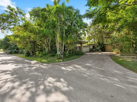 8501 SW 68th Street Road Miami FL 33143
