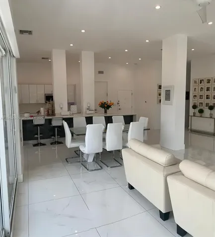 2751 S Ocean Drive Hollywood FL 33019