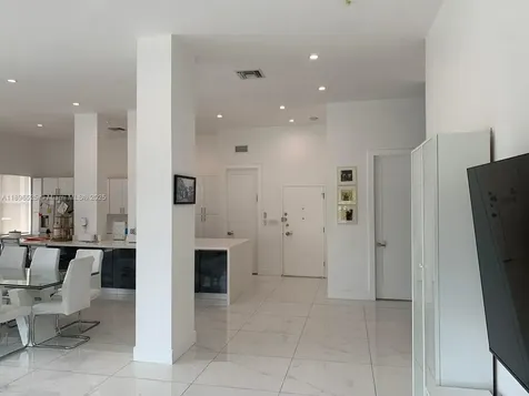 2751 S Ocean Drive Hollywood FL 33019
