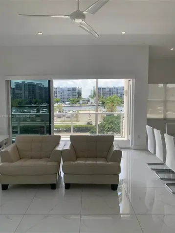 2751 S Ocean Drive Hollywood FL 33019