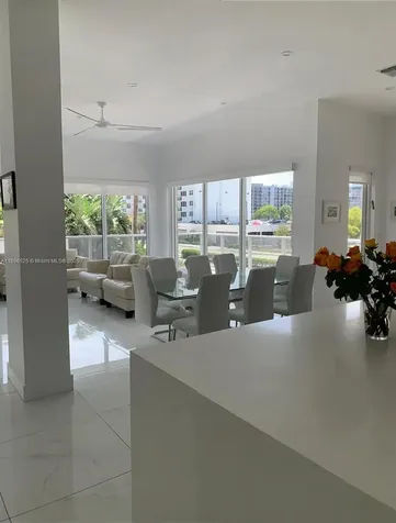 2751 S Ocean Drive Hollywood FL 33019