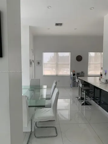 2751 S Ocean Drive Hollywood FL 33019