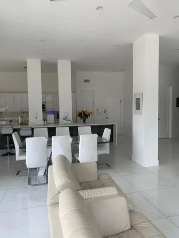 2751 S Ocean Drive Hollywood FL 33019