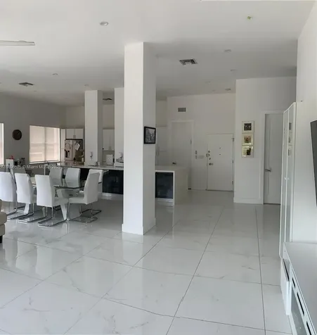 2751 S Ocean Drive Hollywood FL 33019