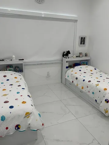 2751 S Ocean Drive Hollywood FL 33019