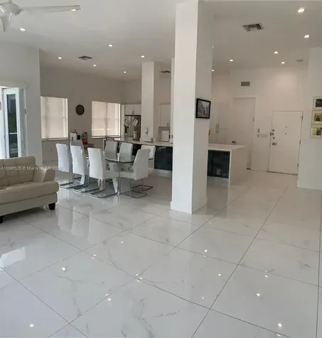 2751 S Ocean Drive Hollywood FL 33019