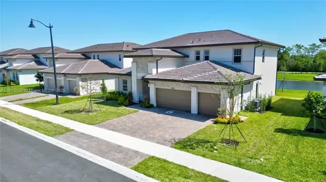 4390 SW 122nd Terrace Davie FL 33330