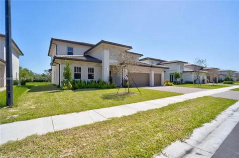 4390 SW 122nd Terrace Davie FL 33330