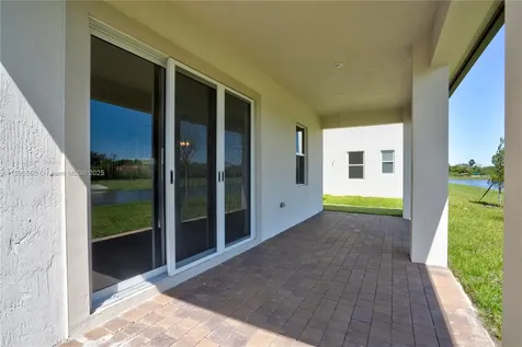 4390 SW 122nd Terrace Davie FL 33330