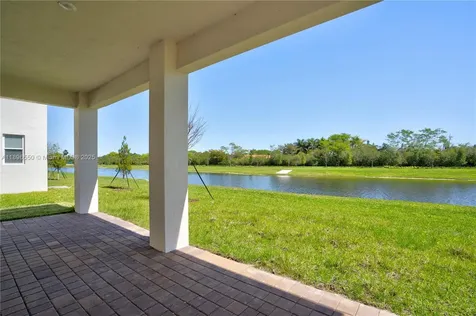 4390 SW 122nd Terrace Davie FL 33330