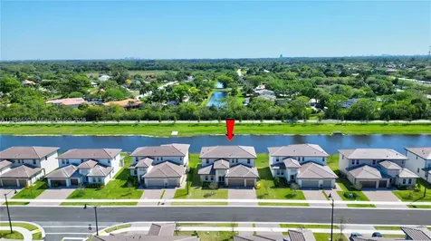 4390 SW 122nd Terrace Davie FL 33330