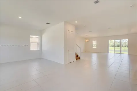 4390 SW 122nd Terrace Davie FL 33330