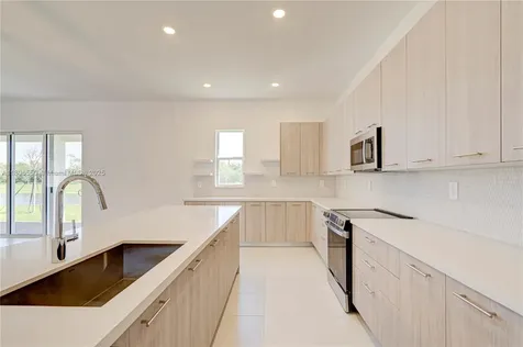 4390 SW 122nd Terrace Davie FL 33330