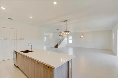 4390 SW 122nd Terrace Davie FL 33330