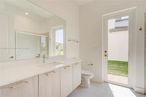 4390 SW 122nd Terrace Davie FL 33330