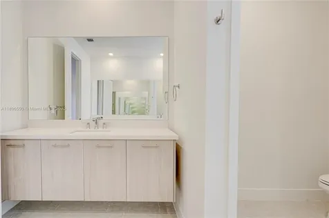 4390 SW 122nd Terrace Davie FL 33330