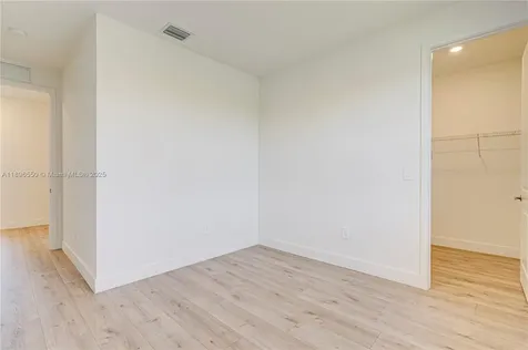 4390 SW 122nd Terrace Davie FL 33330