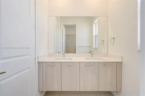 4390 SW 122nd Terrace Davie FL 33330