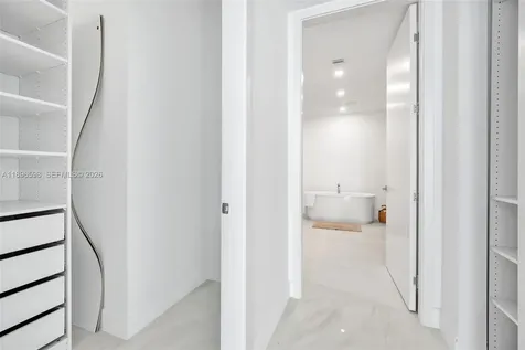 17550 Collins Avenue Sunny Isles Beach FL 33160