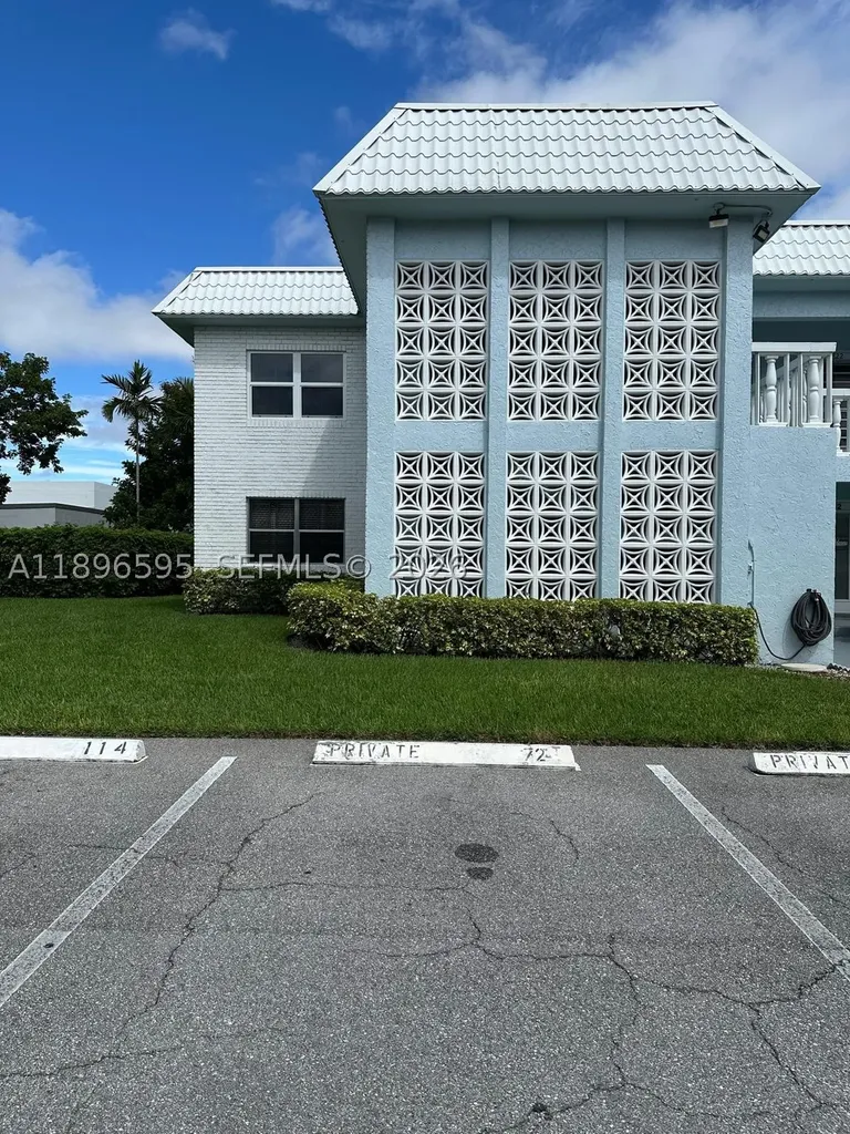 9848 Marina Boulevard Boca Raton FL 33428