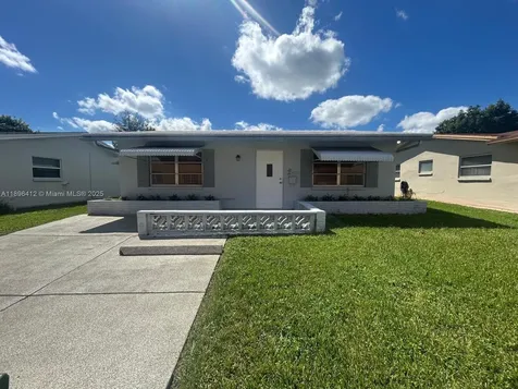 4804 NW 50th Court Tamarac FL 33319