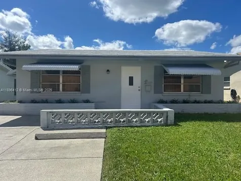 4804 NW 50th Court Tamarac FL 33319