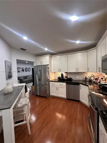 4400 NW 30th Street Coconut Creek FL 33066
