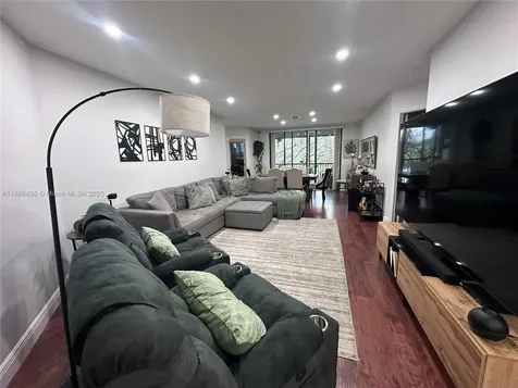 4400 NW 30th Street Coconut Creek FL 33066