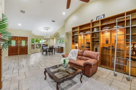 10101 SW 5th Street Plantation FL 33324